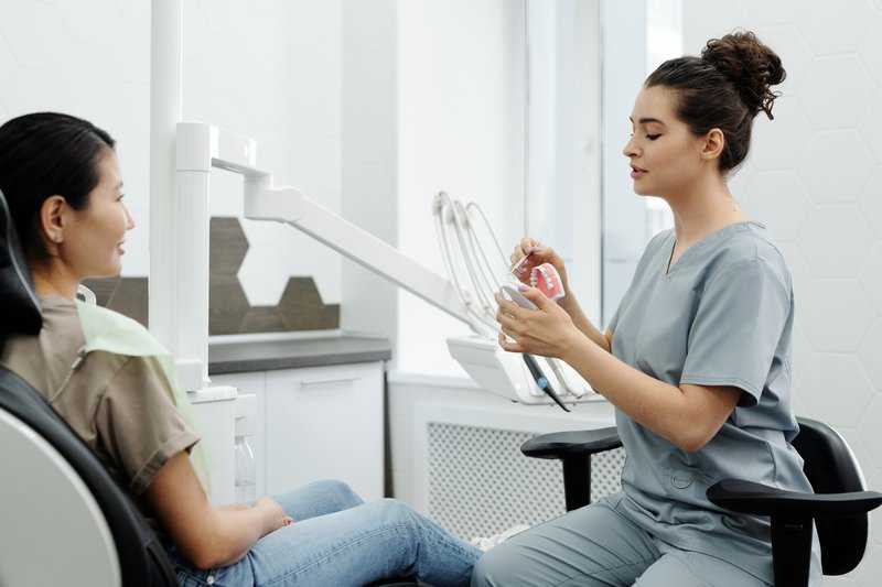8 Ways to Manage Dental Anxiety