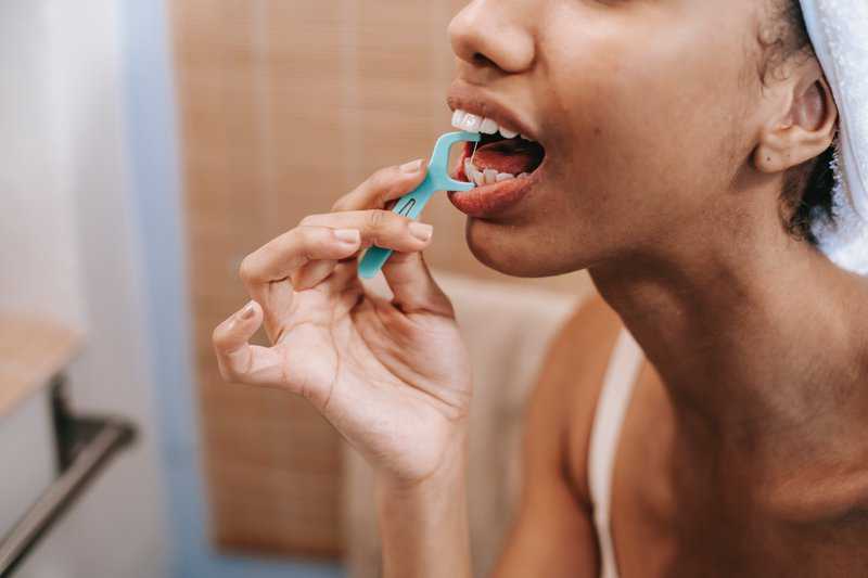 The Essential Role of Flossing in Your Oral Hygiene Routine